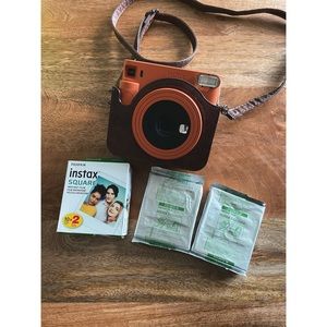 Fujifilm Instax Square SQ1 Instant Camera - **BUNDLE** w/ PU Leather Case & Film